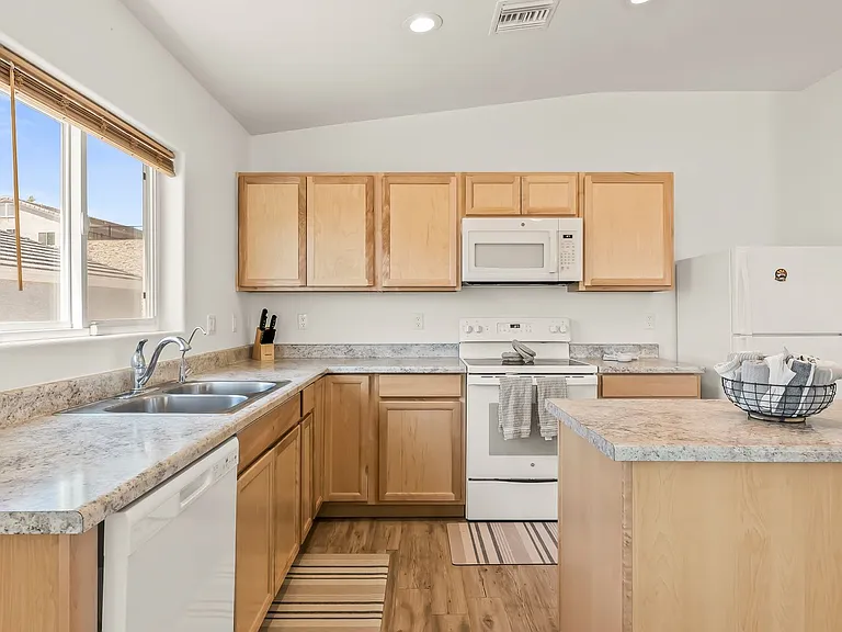 2631 Bear Mountain Loop — Photo 14