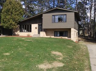 920 SW 7th Ave, Grand Rapids, MN 55744