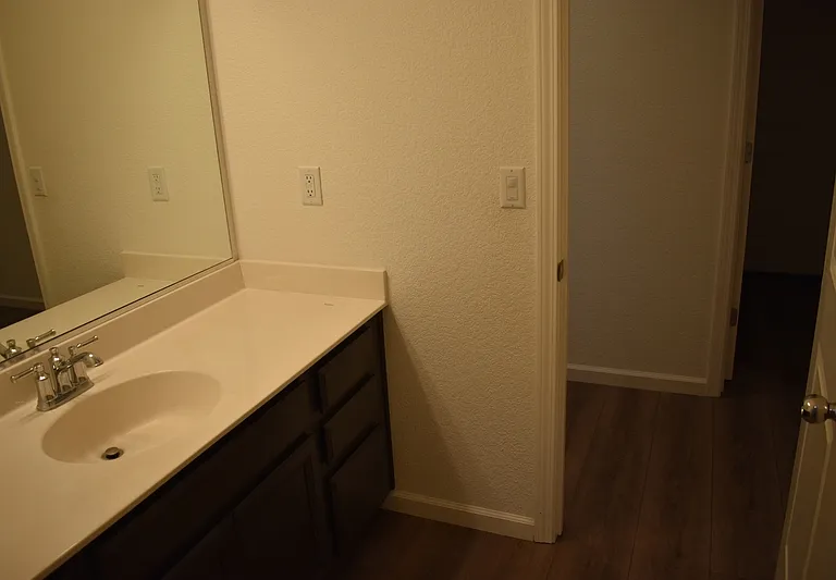 3591 Sunstone Ct — Photo 32