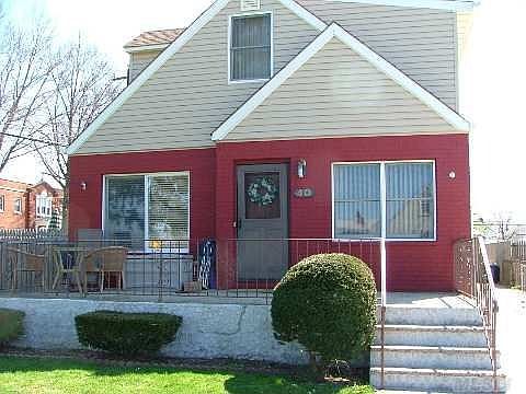 1st image of 40 Virginia Dr