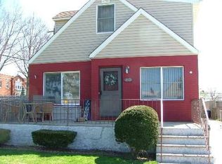 40 Virginia Dr, Elmont, NY 11003