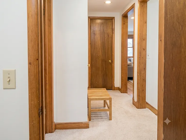 4 Carlson Ct #2 — Photo 4
