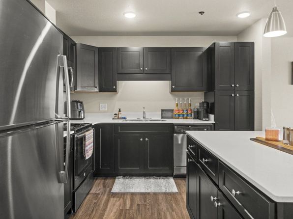 45 W Jefferson St APT 201