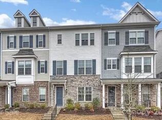 9517 Ainslie Downs St, Charlotte, NC 28273
