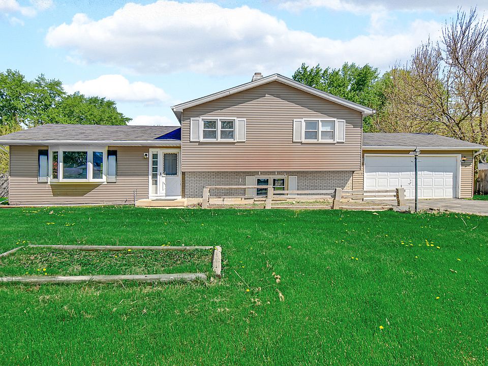 1st image of 28W502 Leverenz Rd