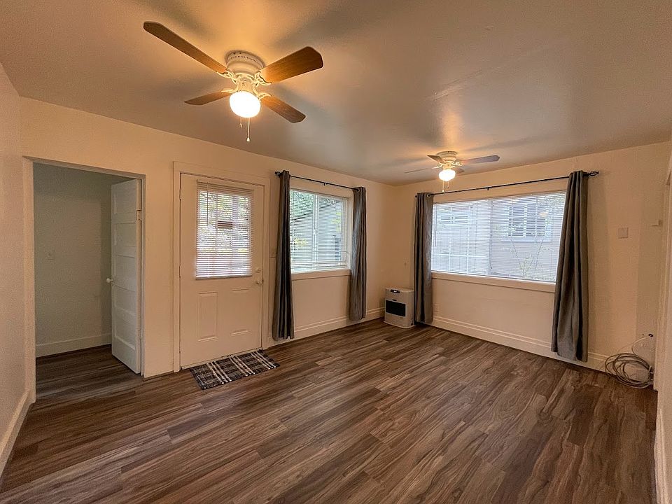 1st image of 5918B Shasta Ave #B