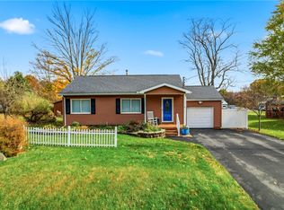 3788 N Hermitage Rd, Transfer, PA 16154