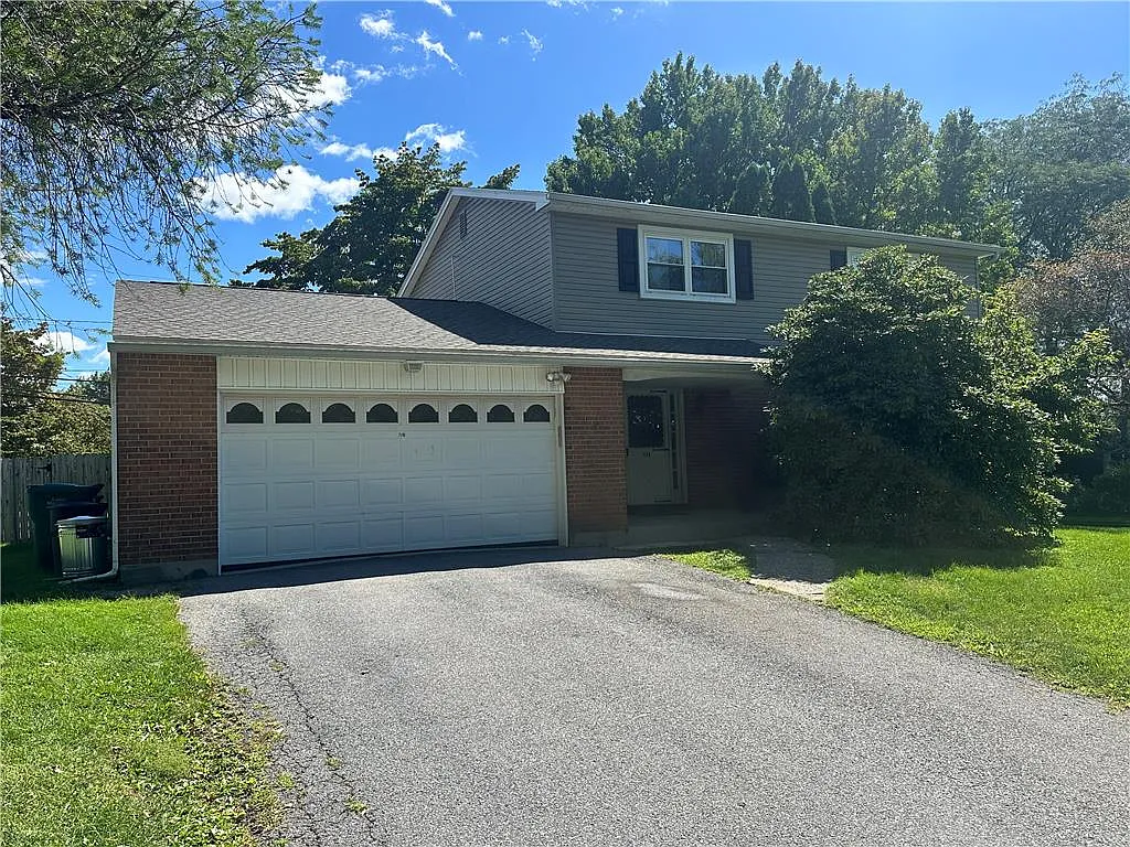 4 bed, 2398 sqft, $2,695 — Photo 1