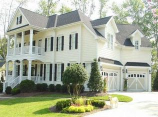 113 Creekvista Dr, Holly Springs, NC 27540