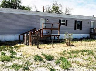305 W 3rd St, Shoshoni, WY 82520