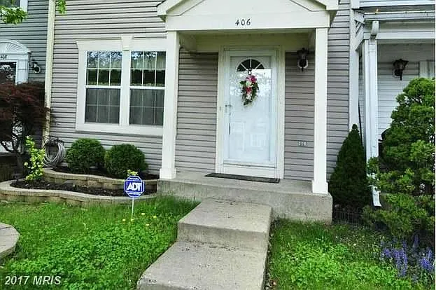406 Knollwood Ct