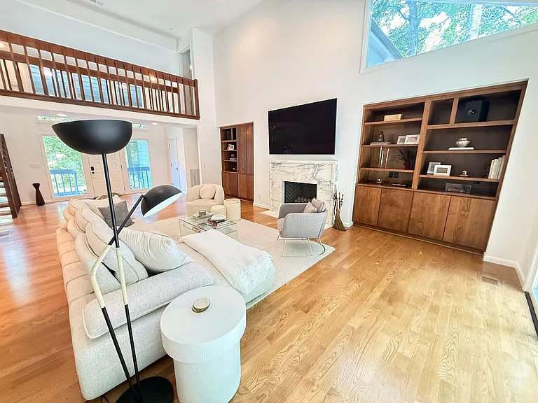 6617 Chatsworth Pl — Photo 6