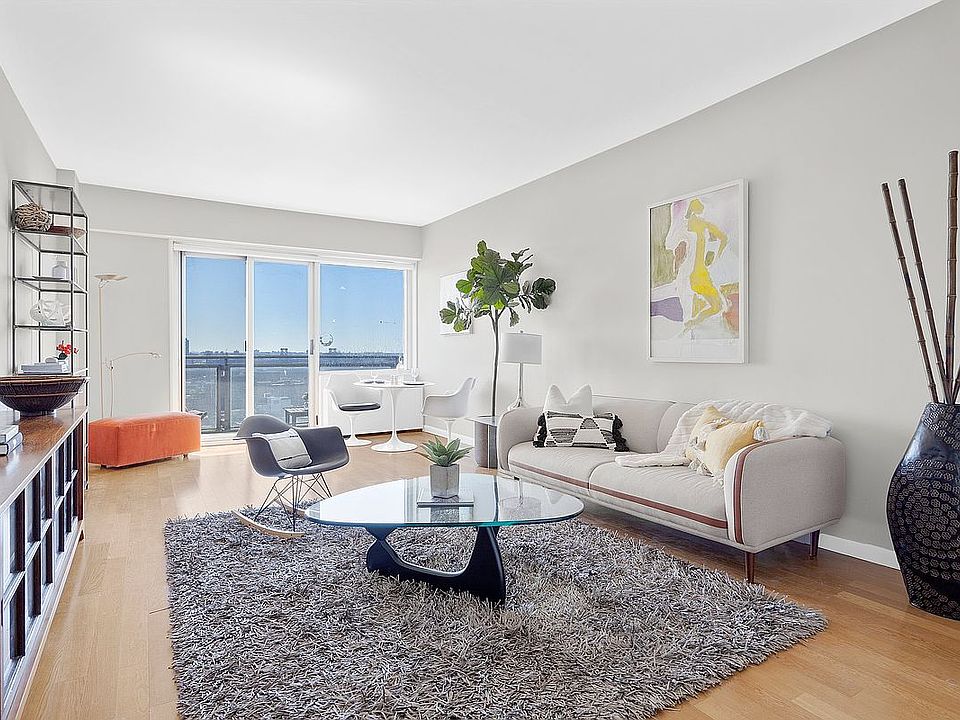 1st image of 60 E 8th St APT 30M
