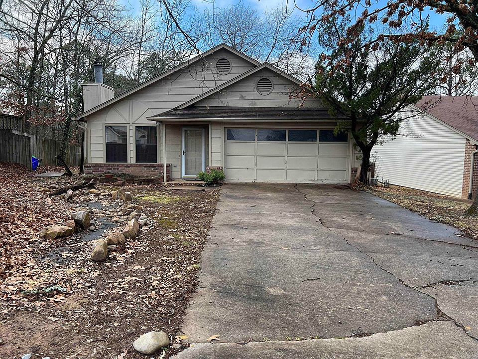 1st image of 43 Oak Ridge Dr