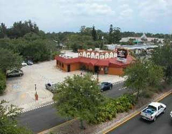 1st image of 3728 N Tamiami Trl
