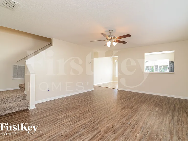 6173 Skylarkcrest Dr — Photo 4
