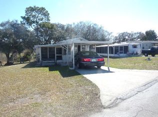 9470 Gray Fox Dr, Weeki Wachee, FL 34613