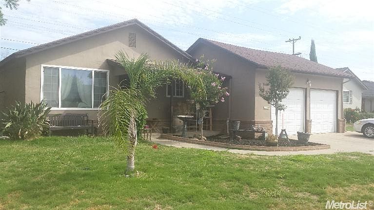 2nd image of 605 Sierra St