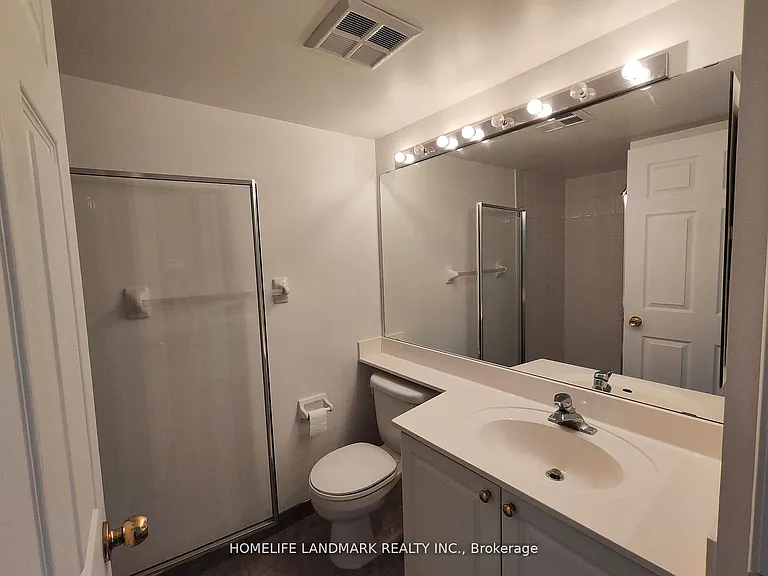 8 Hillcrest Ave #1711 — Photo 12