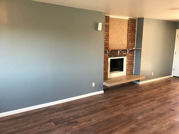 4th image of 3607 Schwartze Ave #1