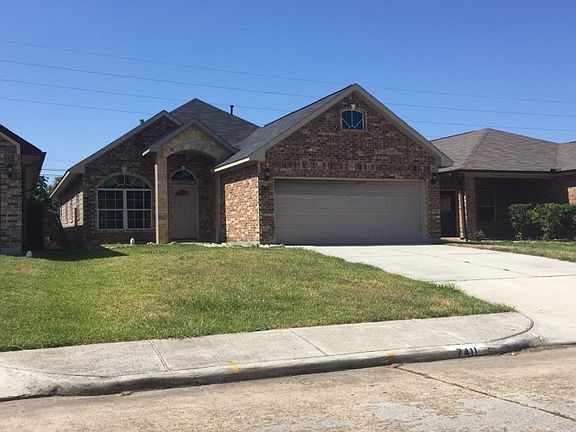 3rd image of 7411 Greenyard Dr