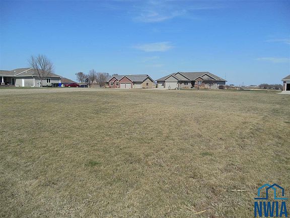 5th image of LOT Lot 13