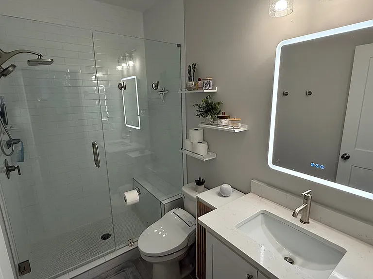 1294 Longreen Ter NW #4 — Photo 11
