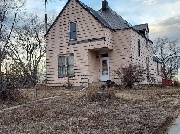 901 12th St, Wisner, NE 68791