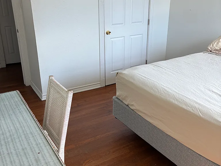 8015 Channelview Dr — Photo 8