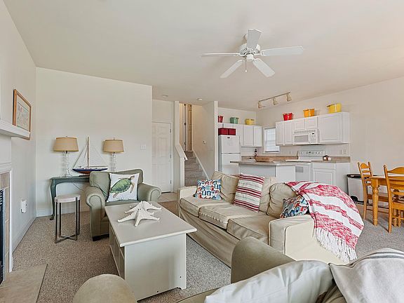 4th image of 5516 West Ave #5516
