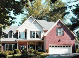 2730 Brookhaven Ln, Buford, GA 30518