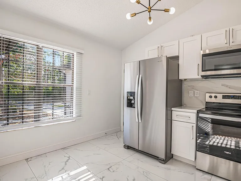 2861 Detached Cir SE — Photo 3
