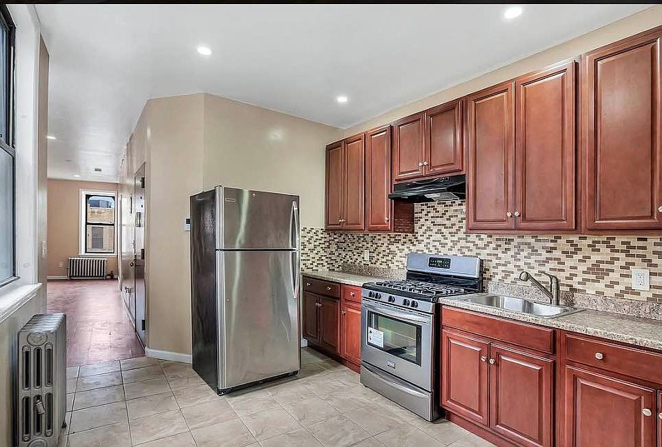1st image of 1427 Pitkin Ave #4