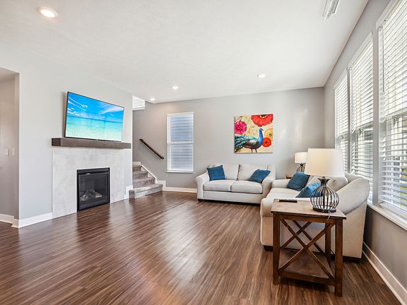 3rd image of 17178 Granduer Ct