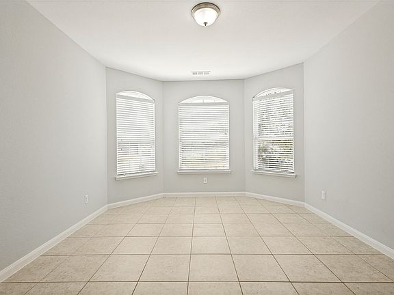 3rd image of 2132 Mulberry Dr