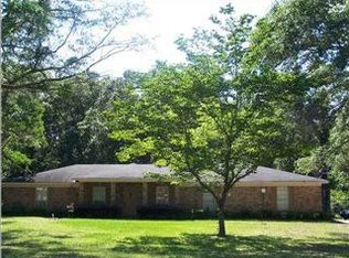 3231 Meadow Ln, Mobile, AL 36618