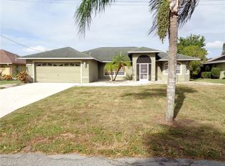 12 SE 12th Ave, Cape Coral, FL 33990