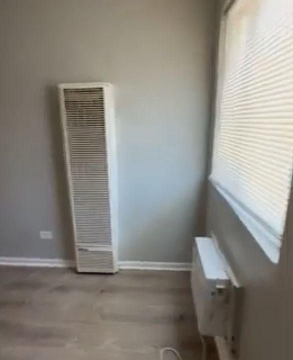 1st image of 3351 Commercial Ave #9