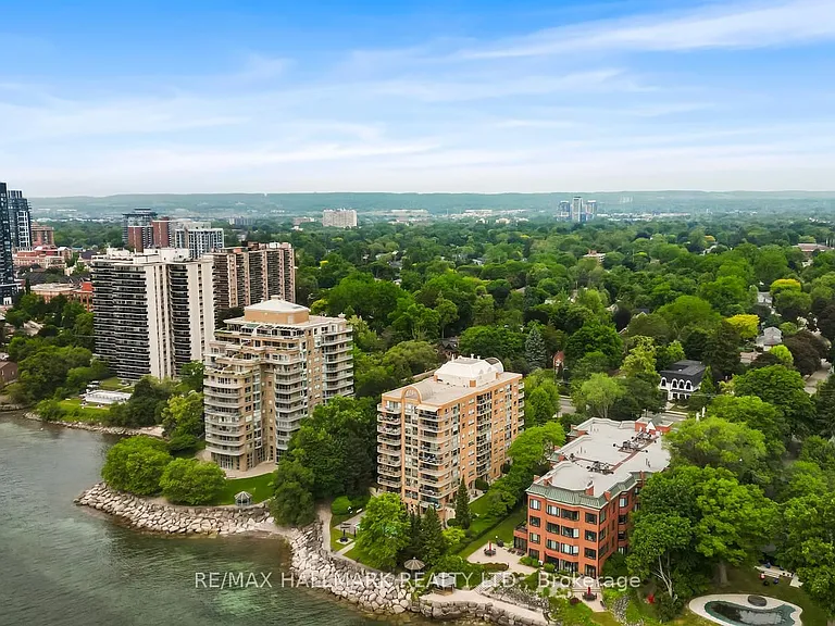 2210 Lakeshore Rd #104 — Photo 2