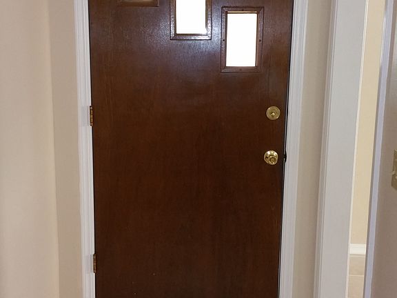 2nd image of 4221 Corbett Dr