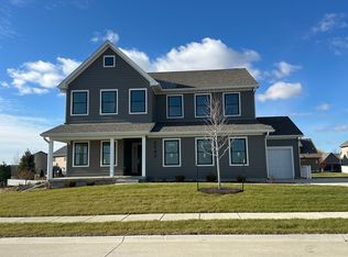 6542 Pelican St, Bettendorf, IA 52722
