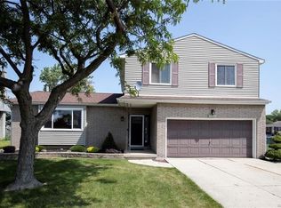 786 Indian Church Rd, Buffalo, NY 14224