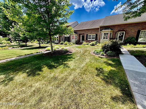 3rd image of 8806 Aragon Ln