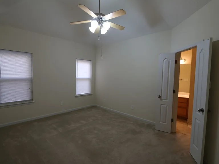 8579 Napoli Dr — Photo 6