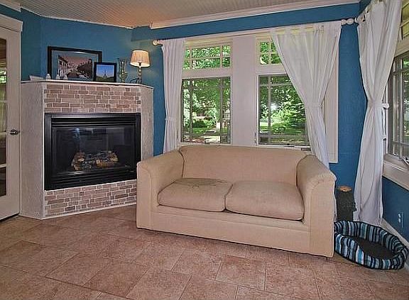 5th image of 2848 Hayes St NE