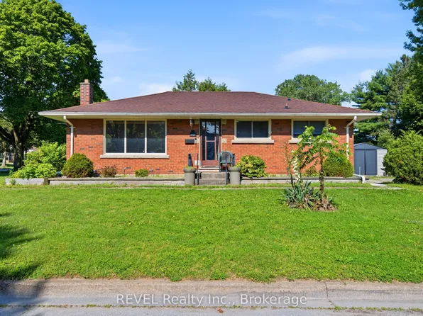 6427 Burdette Dr, Niagara Falls, ON L2E 5H4