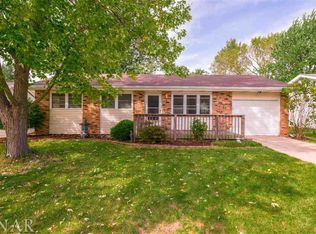 1712 Jacobssen Dr, Normal, IL 61761