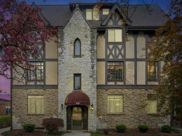410 N Raynor Ave APT 2E, Joliet, IL 60435