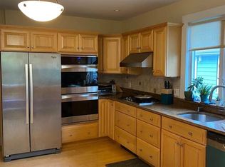 82 Lewis Rd #82, Belmont, MA 02478