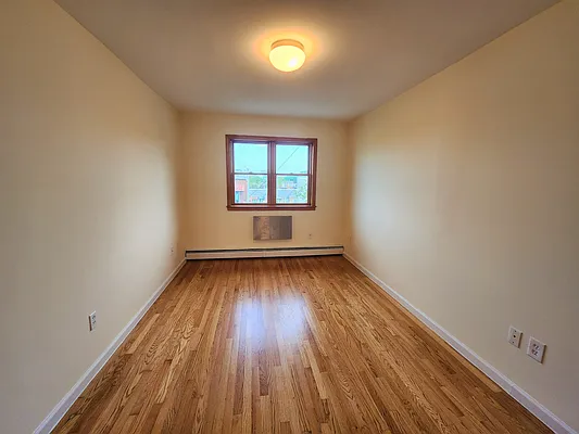 Rented by Highline Residential | media 35